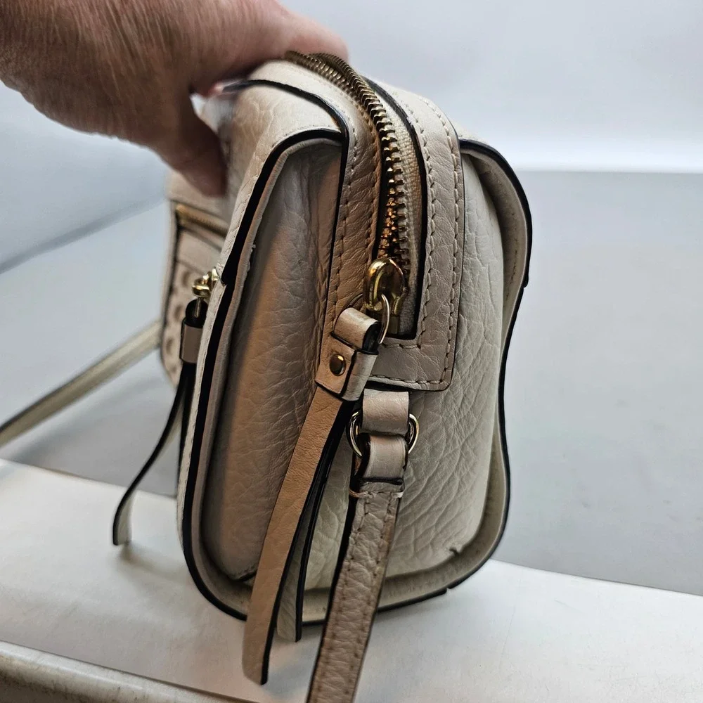 Kate Spade New York Cream Pebbled Leather Camera Crossbody Bag Gold Hardware